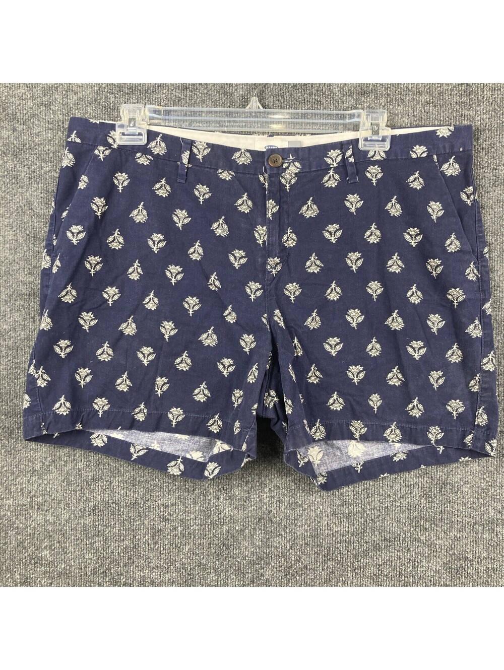 Old Navy Womens Size 16 Chino Navy Blue White Floral Pattern Shorts